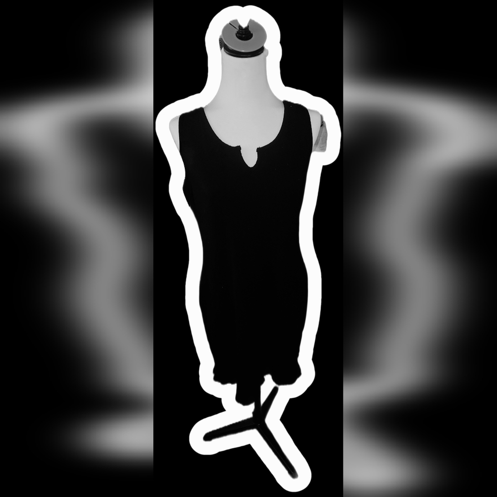 Lulu's Classic Black Dress